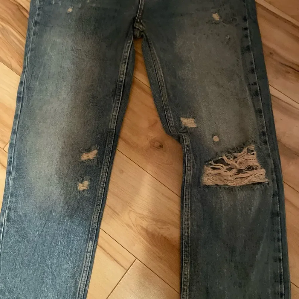 New Free People women’s High Rise straight leg distresses jeans size 26 - Picture 9 of 11